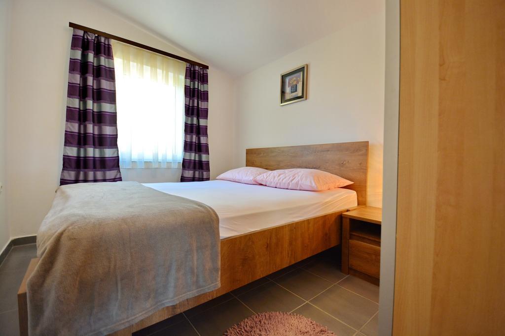Apartment Marijana Vir Dış mekan fotoğraf