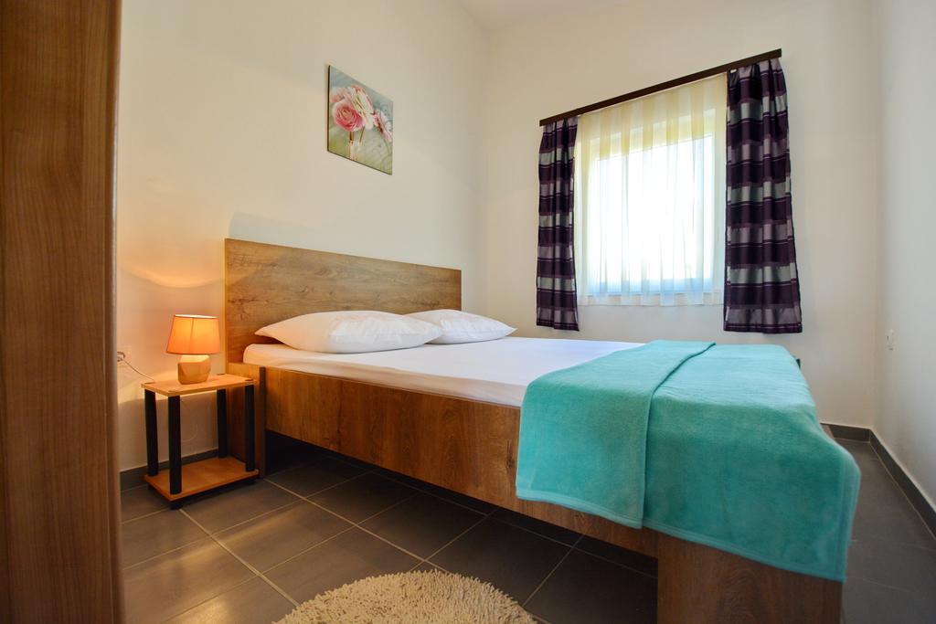 Apartment Marijana Vir Dış mekan fotoğraf