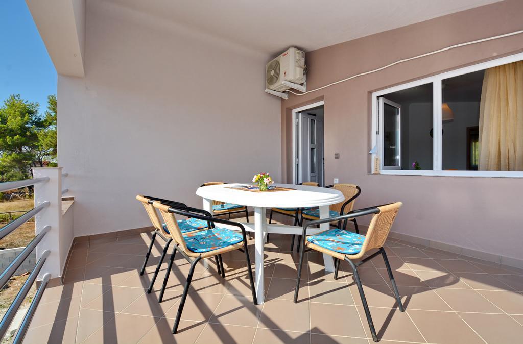 Apartment Marijana Vir Dış mekan fotoğraf