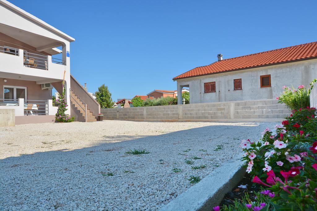 Apartment Marijana Vir Dış mekan fotoğraf