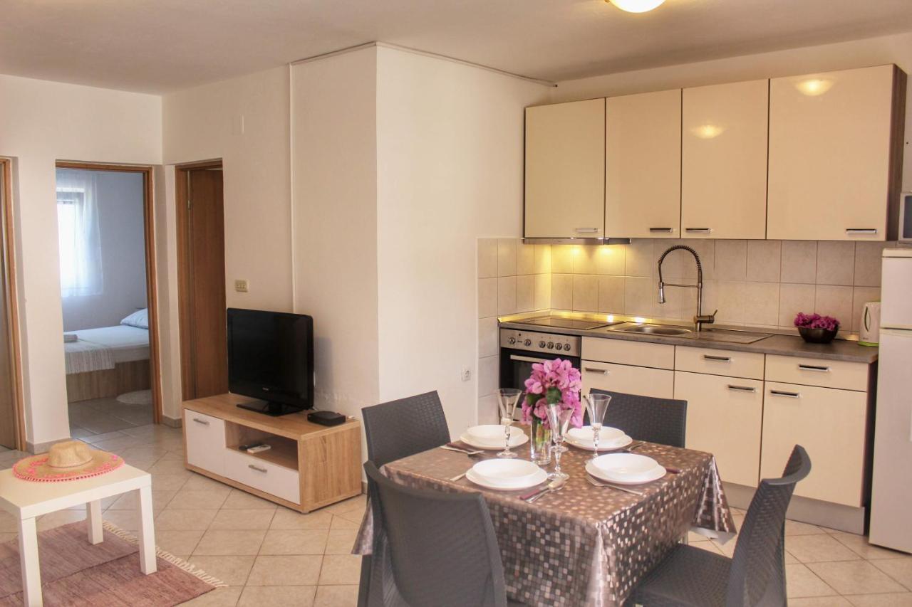 Apartment Marijana Vir Dış mekan fotoğraf