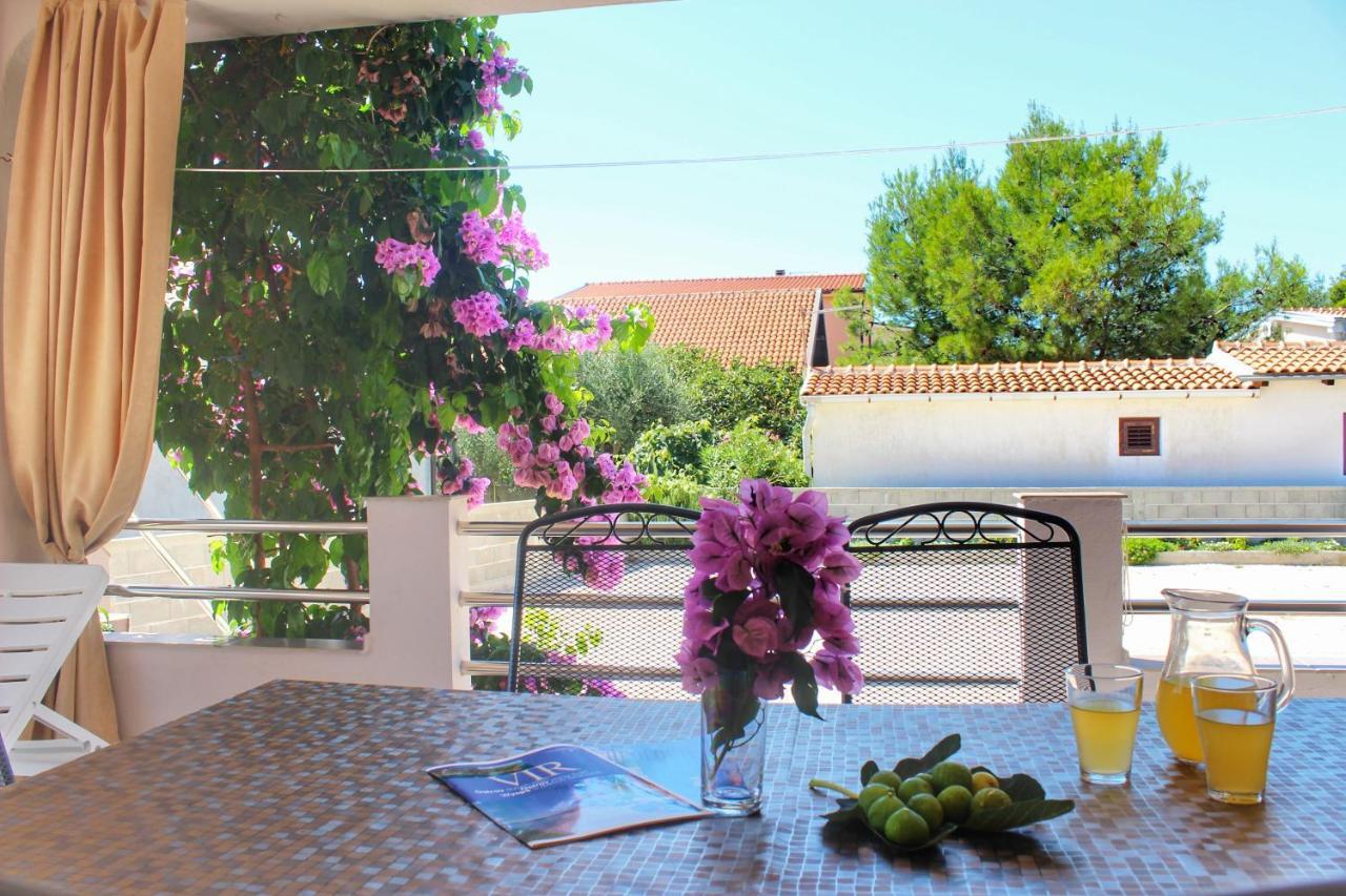 Apartment Marijana Vir Dış mekan fotoğraf