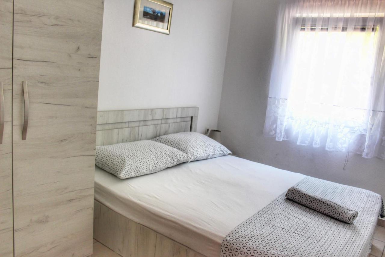 Apartment Marijana Vir Dış mekan fotoğraf